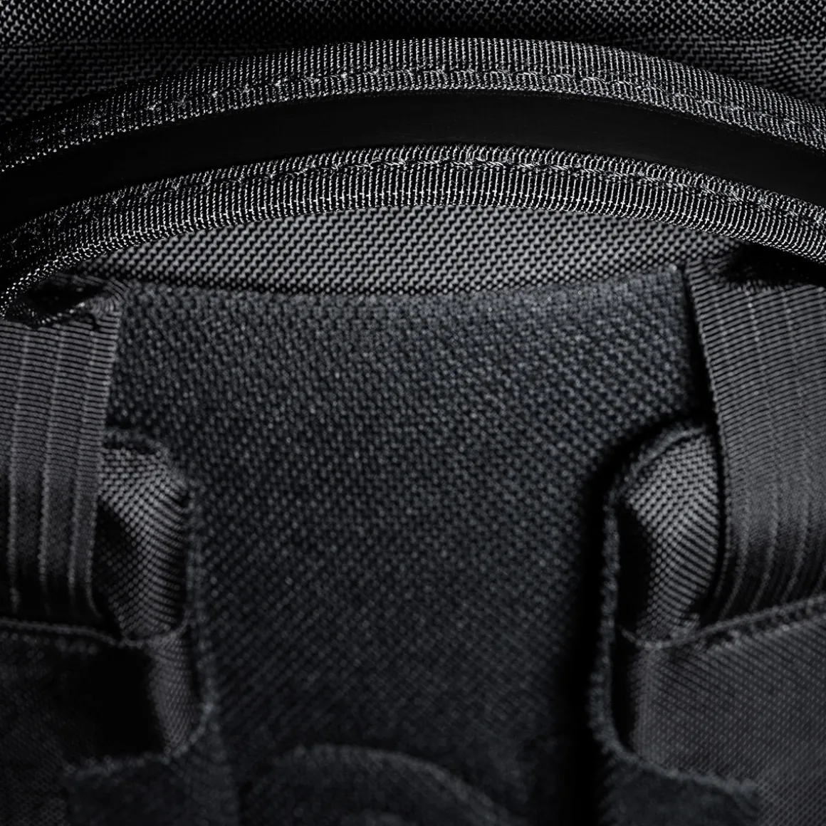 Mammut Xeron Messenger skuldertaske 14 L (Black)